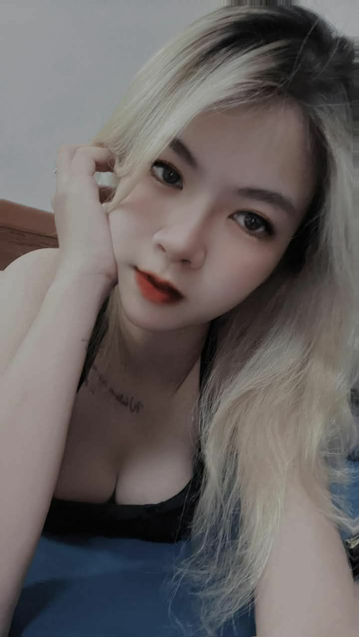 Bố Ông xã quá muốn có cháu nên quyết định tự bơm “tinh trùng dịch” vào con dâu